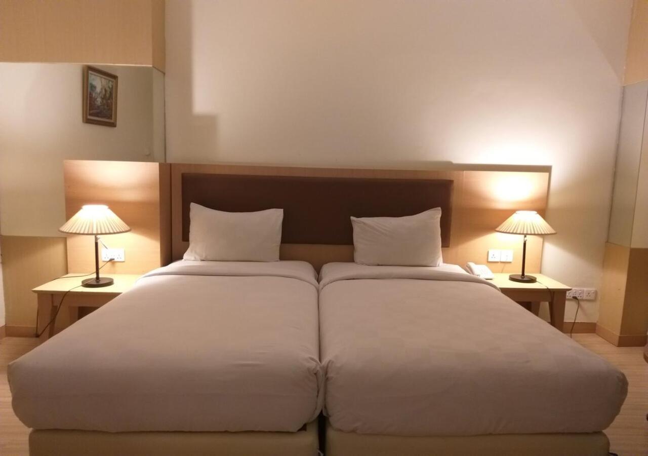 D'Grande Hotel Batam Dış mekan fotoğraf