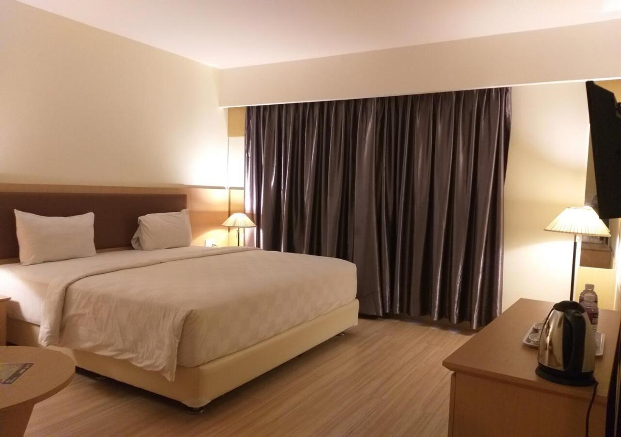 D'Grande Hotel Batam Dış mekan fotoğraf