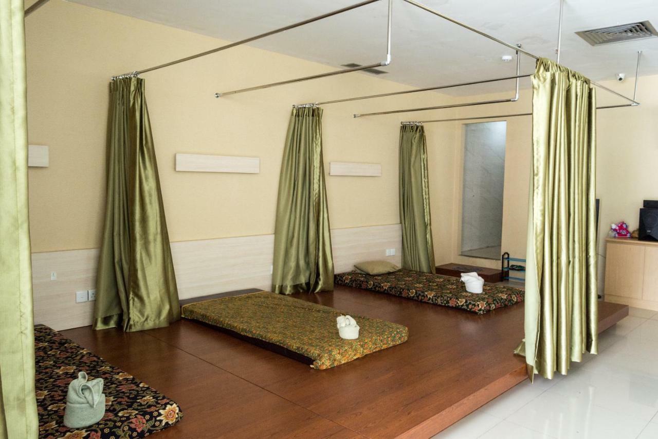 D'Grande Hotel Batam Dış mekan fotoğraf